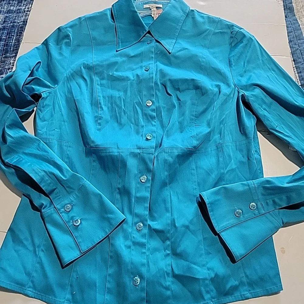 Escada Blue Teal Button-Up Women's Blouse Size 42 Tailored Fit - Picture 5 of 11